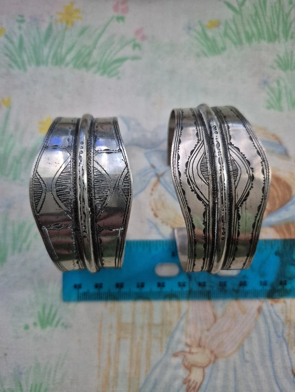 🌙Vintage Pair! Tuareg Silver Cuff Bracelets Set Hand Chiseled Berber Tribal